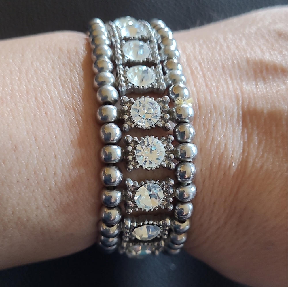 Bridal formal costume jewlery elastic silver beaded rhinestone charm Bracelet